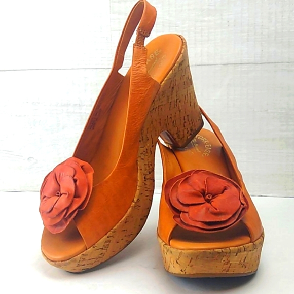Kork-Ease Carmel Leather Flowered "4 Platform Slings - Picture 11 of 11